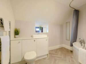 Goldfinch self catering apartment Newton Rawcliffe (19)