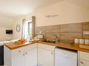 Goldfinch self catering apartment Newton Rawcliffe (4)