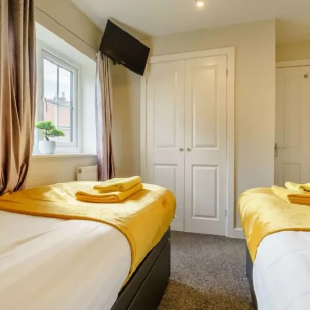 Serviced accommodation near flamingo land 4