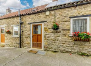 Self catering cottage Newton on Rawcliffe (11)